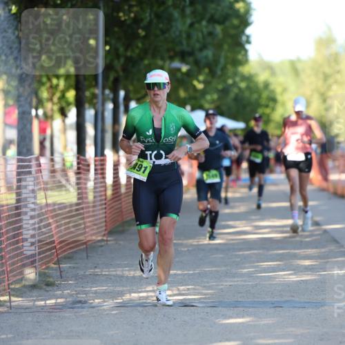 07.09.2025 - 19. Norderstedt Triathlon Michael Strokosch http://msf.ph/oto/8812147 07.09.2025 16:20:24 Laufen 506, 549, 951, 953, 1410, 1549, 1550 meine-sportfotos.de