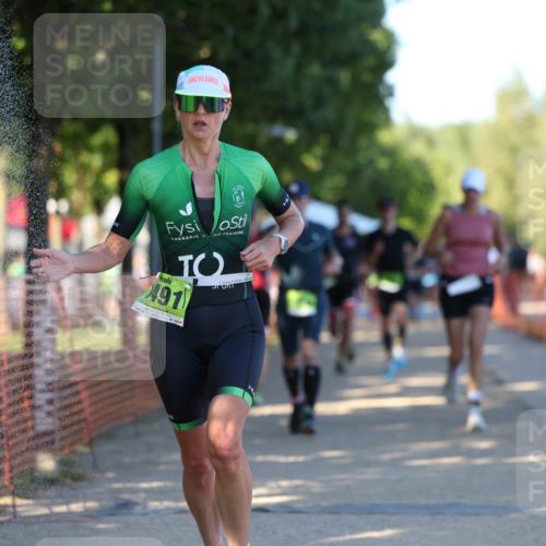 07.09.2025 - 19. Norderstedt Triathlon Michael Strokosch http://msf.ph/oto/8812172 07.09.2025 16:20:26 Laufen 445, 506, 549, 953, 1410, 1549 meine-sportfotos.de