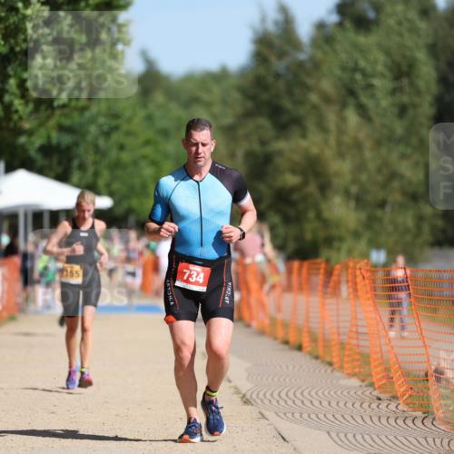 07.09.2025 - 19. Norderstedt Triathlon Michael Strokosch http://msf.ph/oto/8812179 07.09.2025 11:41:41 Laufen 734, 1155 meine-sportfotos.de