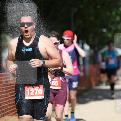 07.09.2025 - 19. Norderstedt Triathlon Michael Strokosch http://msf.ph/oto/8812248 07.09.2025 13:29:24 Laufen 166, 265, 266, 313, 345, 347, 357, 804, 1270 meine-sportfotos.de