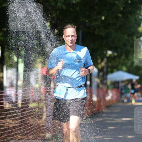07.09.2025 - 19. Norderstedt Triathlon Michael Strokosch http://msf.ph/oto/8812263 07.09.2025 15:23:27 Laufen 427 meine-sportfotos.de