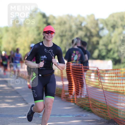 07.09.2025 - 19. Norderstedt Triathlon Michael Strokosch http://msf.ph/oto/8812293 07.09.2025 16:20:48 Laufen 464, 501, 548, 956, 1063, 1087, 1593 meine-sportfotos.de