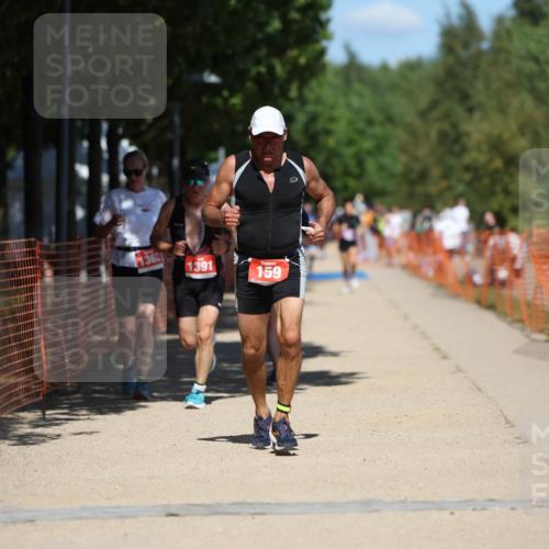 07.09.2025 - 19. Norderstedt Triathlon Michael Strokosch http://msf.ph/oto/8812379 07.09.2025 13:29:31 Laufen 159, 313, 1345, 1362, 1391 meine-sportfotos.de