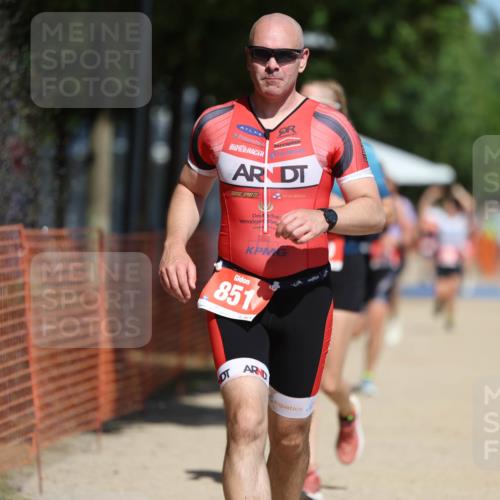 07.09.2025 - 19. Norderstedt Triathlon Michael Strokosch http://msf.ph/oto/8812381 07.09.2025 12:51:00 Laufen 140, 739, 851, 1224 meine-sportfotos.de