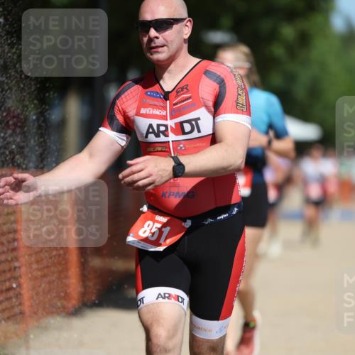 07.09.2025 - 19. Norderstedt Triathlon Michael Strokosch http://msf.ph/oto/8812405 07.09.2025 12:51:00 Laufen 140, 739, 851, 1224 meine-sportfotos.de