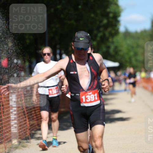 07.09.2025 - 19. Norderstedt Triathlon Michael Strokosch http://msf.ph/oto/8812423 07.09.2025 13:29:35 Laufen 159, 1345, 1362, 1391 meine-sportfotos.de