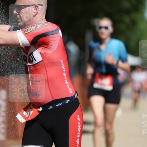 07.09.2025 - 19. Norderstedt Triathlon Michael Strokosch http://msf.ph/oto/8812430 07.09.2025 12:51:01 Laufen 140, 739, 851, 1224 meine-sportfotos.de