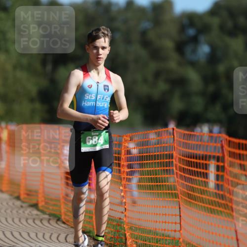 07.09.2025 - 19. Norderstedt Triathlon Michael Strokosch http://msf.ph/oto/8812460 07.09.2025 10:43:23 Laufen 676, 684 meine-sportfotos.de