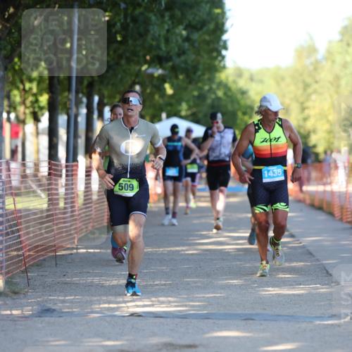07.09.2025 - 19. Norderstedt Triathlon Michael Strokosch http://msf.ph/oto/8812485 07.09.2025 16:21:24 Laufen 387, 509, 1103, 1435, 1618 meine-sportfotos.de