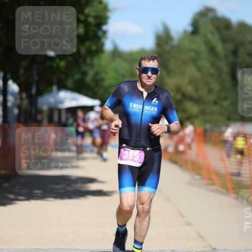 07.09.2025 - 19. Norderstedt Triathlon Michael Strokosch http://msf.ph/oto/8812541 07.09.2025 13:29:52 Laufen 315 meine-sportfotos.de