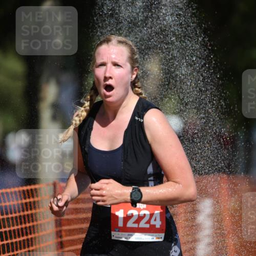 07.09.2025 - 19. Norderstedt Triathlon Michael Strokosch http://msf.ph/oto/8812554 07.09.2025 12:51:06 Laufen 140, 293, 738, 1224 meine-sportfotos.de