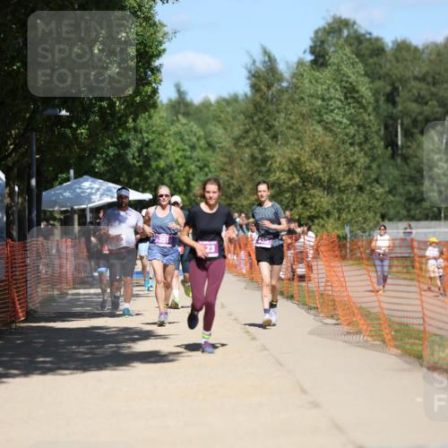 07.09.2025 - 19. Norderstedt Triathlon Michael Strokosch http://msf.ph/oto/8812634 07.09.2025 13:29:59 Laufen 323, 351, 359 meine-sportfotos.de
