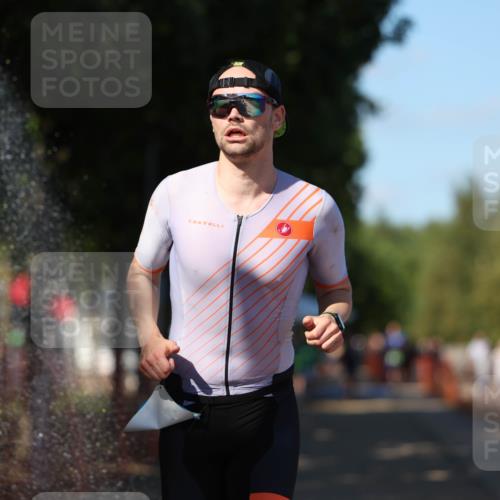 07.09.2025 - 19. Norderstedt Triathlon Michael Strokosch http://msf.ph/oto/8812664 07.09.2025 15:24:43 Laufen  meine-sportfotos.de