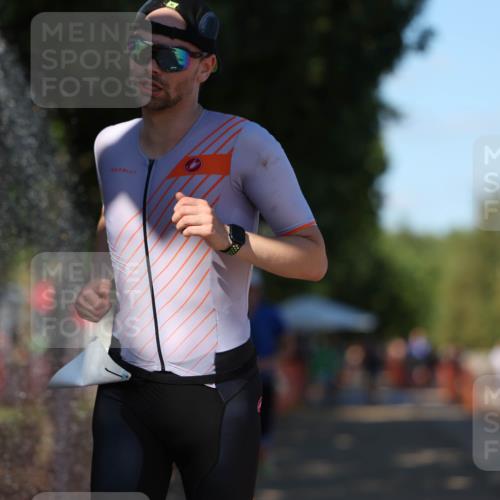 07.09.2025 - 19. Norderstedt Triathlon Michael Strokosch http://msf.ph/oto/8812665 07.09.2025 15:24:43 Laufen  meine-sportfotos.de