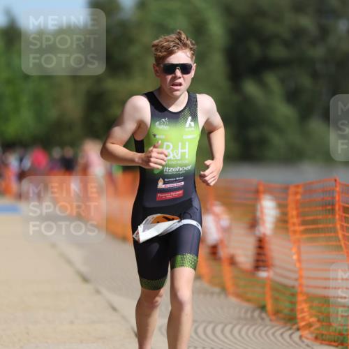 07.09.2025 - 19. Norderstedt Triathlon Michael Strokosch http://msf.ph/oto/8812677 07.09.2025 11:42:04 Laufen 200, 1164, 1180 meine-sportfotos.de
