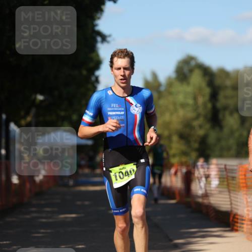 07.09.2025 - 19. Norderstedt Triathlon Michael Strokosch http://msf.ph/oto/8812742 07.09.2025 15:25:00 Laufen 963, 1506 meine-sportfotos.de