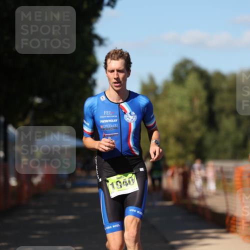 07.09.2025 - 19. Norderstedt Triathlon Michael Strokosch http://msf.ph/oto/8812746 07.09.2025 15:25:01 Laufen 963, 1506 meine-sportfotos.de