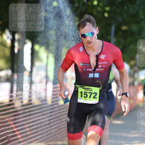 07.09.2025 - 19. Norderstedt Triathlon Michael Strokosch http://msf.ph/oto/8812783 07.09.2025 16:22:12 Laufen 453, 902, 1555, 1572, 1594 meine-sportfotos.de