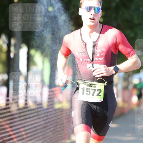 07.09.2025 - 19. Norderstedt Triathlon Michael Strokosch http://msf.ph/oto/8812785 07.09.2025 16:22:12 Laufen 453, 902, 1555, 1572, 1594 meine-sportfotos.de