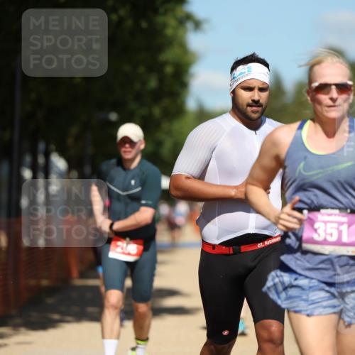 07.09.2025 - 19. Norderstedt Triathlon Michael Strokosch http://msf.ph/oto/8812791 07.09.2025 13:30:08 Laufen 137, 193, 206, 323, 351, 354, 359 meine-sportfotos.de