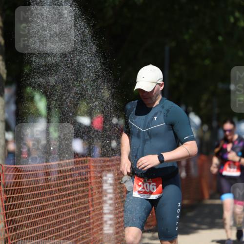 07.09.2025 - 19. Norderstedt Triathlon Michael Strokosch http://msf.ph/oto/8812828 07.09.2025 13:30:09 Laufen 137, 193, 206, 351, 354, 359 meine-sportfotos.de