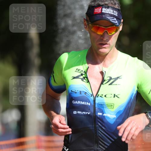 07.09.2025 - 19. Norderstedt Triathlon Michael Strokosch http://msf.ph/oto/8812845 07.09.2025 11:42:12 Laufen 200, 1314 meine-sportfotos.de