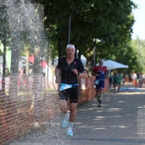 07.09.2025 - 19. Norderstedt Triathlon Michael Strokosch http://msf.ph/oto/8812854 07.09.2025 15:25:32 Laufen 411, 1005 meine-sportfotos.de