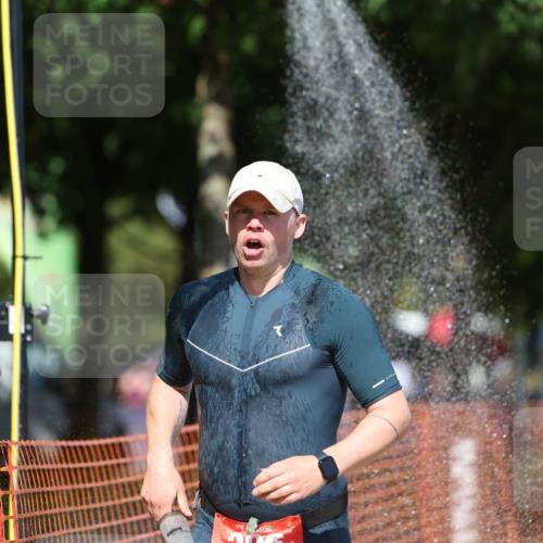 07.09.2025 - 19. Norderstedt Triathlon Michael Strokosch http://msf.ph/oto/8812859 07.09.2025 13:30:10 Laufen 137, 193, 206, 351, 354 meine-sportfotos.de