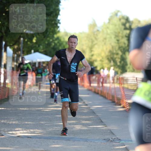 07.09.2025 - 19. Norderstedt Triathlon Michael Strokosch http://msf.ph/oto/8812863 07.09.2025 16:22:28 Laufen 1053, 1455, 1460, 1482, 1602, 1621 meine-sportfotos.de