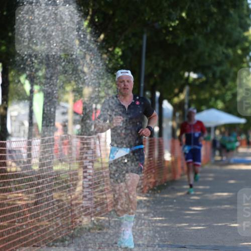 07.09.2025 - 19. Norderstedt Triathlon Michael Strokosch http://msf.ph/oto/8812865 07.09.2025 15:25:33 Laufen 411, 1005 meine-sportfotos.de