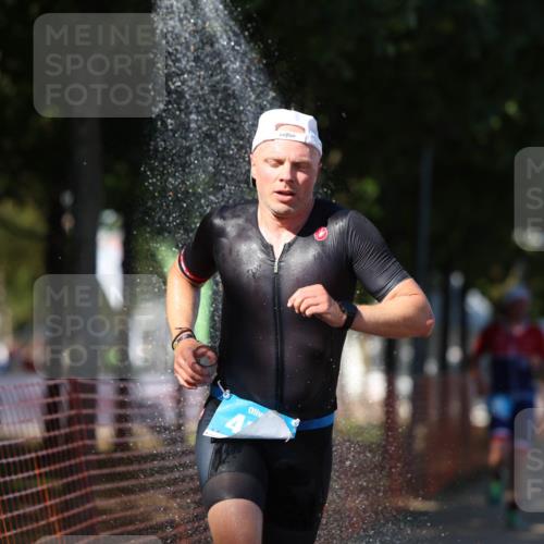 07.09.2025 - 19. Norderstedt Triathlon Michael Strokosch http://msf.ph/oto/8812900 07.09.2025 15:25:35 Laufen 411, 1005 meine-sportfotos.de