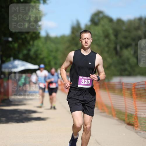07.09.2025 - 19. Norderstedt Triathlon Michael Strokosch http://msf.ph/oto/8812908 07.09.2025 13:30:24 Laufen 241, 320 meine-sportfotos.de