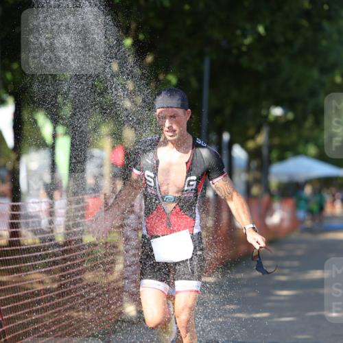 07.09.2025 - 19. Norderstedt Triathlon Michael Strokosch http://msf.ph/oto/8812972 07.09.2025 15:25:57 Laufen 1502 meine-sportfotos.de