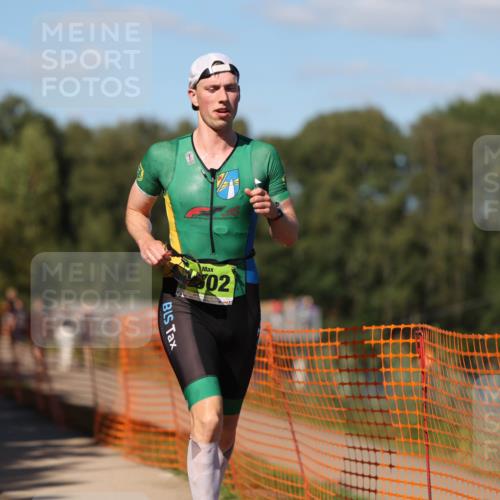 07.09.2025 - 19. Norderstedt Triathlon Michael Strokosch http://msf.ph/oto/8813015 07.09.2025 15:26:03 Laufen 1502 meine-sportfotos.de