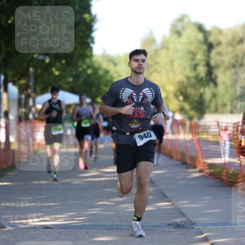 07.09.2025 - 19. Norderstedt Triathlon Michael Strokosch http://msf.ph/oto/8813042 07.09.2025 16:22:52 Laufen 448, 449, 458, 539, 917, 940, 1084, 1096, 1629 meine-sportfotos.de