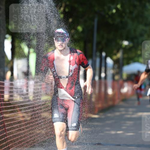 07.09.2025 - 19. Norderstedt Triathlon Michael Strokosch http://msf.ph/oto/8813054 07.09.2025 15:26:30 Laufen  meine-sportfotos.de