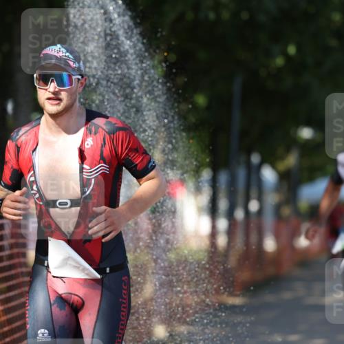 07.09.2025 - 19. Norderstedt Triathlon Michael Strokosch http://msf.ph/oto/8813066 07.09.2025 15:26:31 Laufen 1404 meine-sportfotos.de