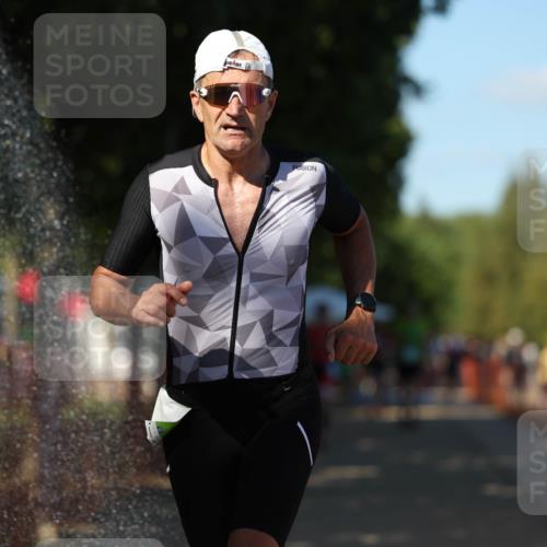 07.09.2025 - 19. Norderstedt Triathlon Michael Strokosch http://msf.ph/oto/8813083 07.09.2025 15:26:32 Laufen 1404 meine-sportfotos.de