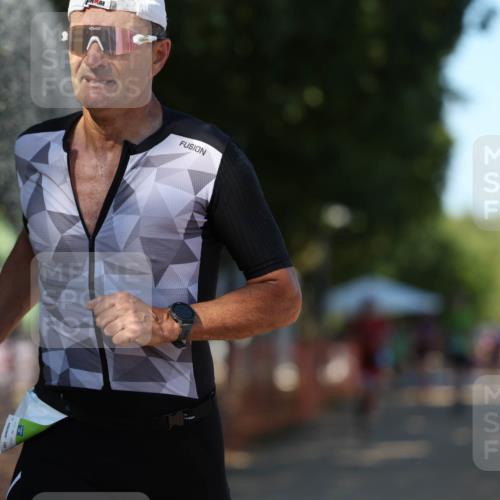 07.09.2025 - 19. Norderstedt Triathlon Michael Strokosch http://msf.ph/oto/8813089 07.09.2025 15:26:32 Laufen 1404 meine-sportfotos.de