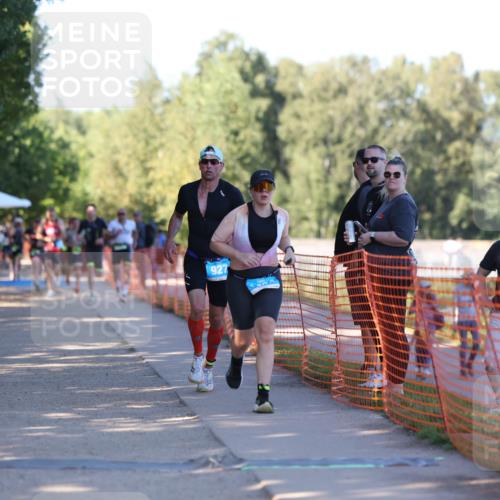 07.09.2025 - 19. Norderstedt Triathlon Michael Strokosch http://msf.ph/oto/8813091 07.09.2025 16:23:04 Laufen 403, 455, 927, 1424 meine-sportfotos.de