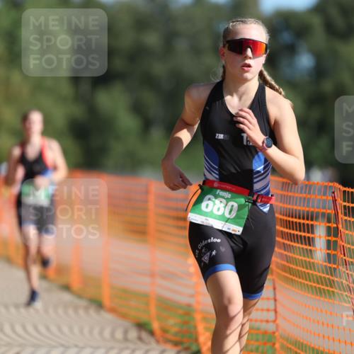 07.09.2025 - 19. Norderstedt Triathlon Michael Strokosch http://msf.ph/oto/8813113 07.09.2025 10:44:02 Laufen 96, 109, 118, 680, 1135 meine-sportfotos.de