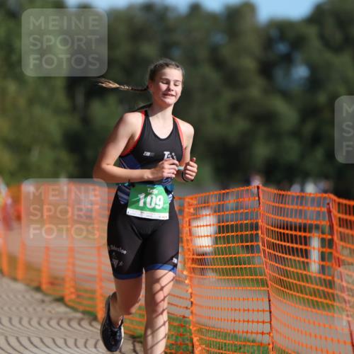 07.09.2025 - 19. Norderstedt Triathlon Michael Strokosch http://msf.ph/oto/8813172 07.09.2025 10:44:05 Laufen 96, 109, 680 meine-sportfotos.de
