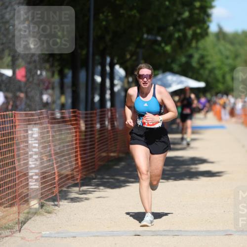 07.09.2025 - 19. Norderstedt Triathlon Michael Strokosch http://msf.ph/oto/8813196 07.09.2025 13:30:51 Laufen 344, 1299, 1385 meine-sportfotos.de