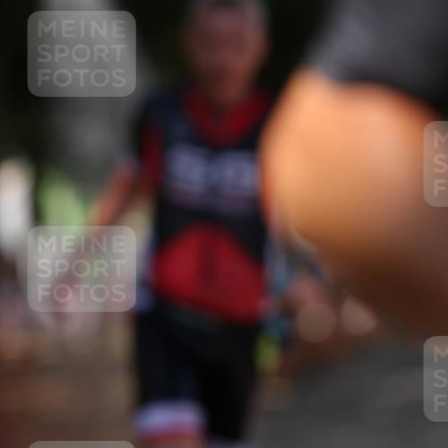07.09.2025 - 19. Norderstedt Triathlon Michael Strokosch http://msf.ph/oto/8813240 07.09.2025 15:26:48 Laufen 428, 472, 475, 986 meine-sportfotos.de