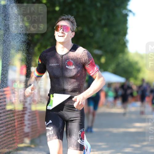 07.09.2025 - 19. Norderstedt Triathlon Michael Strokosch http://msf.ph/oto/8813267 07.09.2025 16:23:32 Laufen 488, 494, 531, 866, 1095, 1433, 1561 meine-sportfotos.de