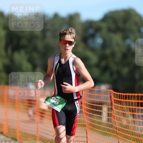 07.09.2025 - 19. Norderstedt Triathlon Michael Strokosch http://msf.ph/oto/8813279 07.09.2025 10:44:09 Laufen 96, 109, 134 meine-sportfotos.de
