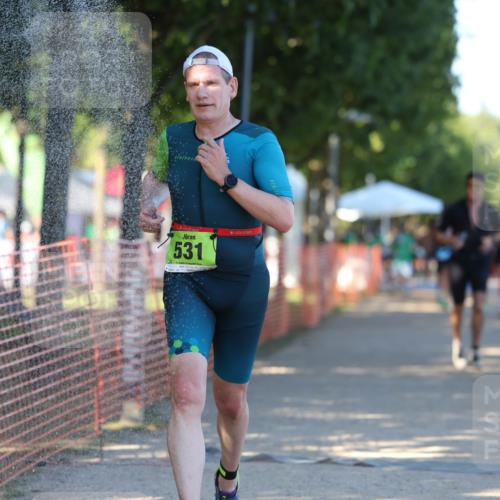 07.09.2025 - 19. Norderstedt Triathlon Michael Strokosch http://msf.ph/oto/8813289 07.09.2025 16:23:35 Laufen 488, 494, 531, 866, 930, 1094, 1095 meine-sportfotos.de