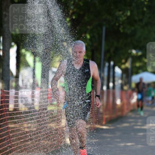 07.09.2025 - 19. Norderstedt Triathlon Michael Strokosch http://msf.ph/oto/8813294 07.09.2025 15:27:03 Laufen 391 meine-sportfotos.de