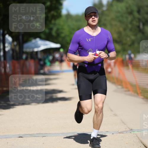 07.09.2025 - 19. Norderstedt Triathlon Michael Strokosch http://msf.ph/oto/8813321 07.09.2025 13:31:17 Laufen 298, 1354 meine-sportfotos.de