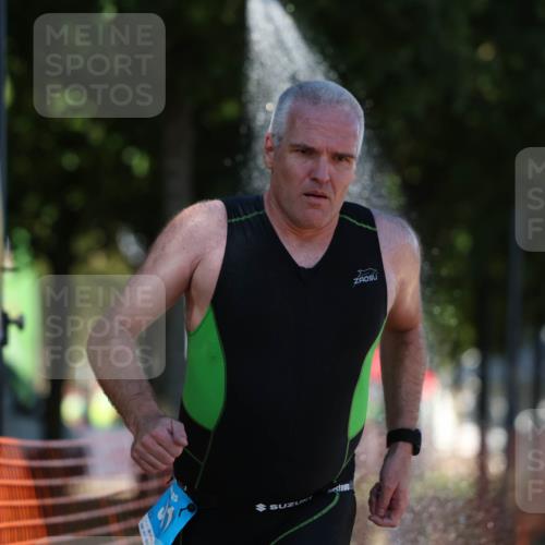 07.09.2025 - 19. Norderstedt Triathlon Michael Strokosch http://msf.ph/oto/8813324 07.09.2025 15:27:05 Laufen 391, 1457 meine-sportfotos.de
